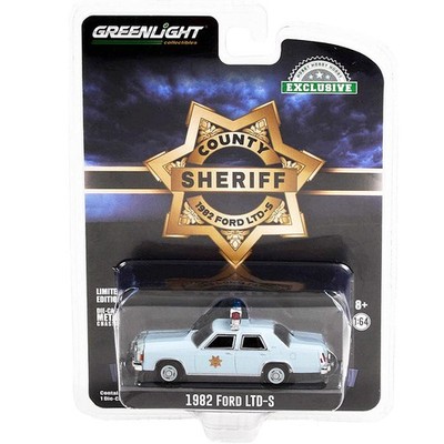 1:64 GREENLIGHT 1982 Ford LTD-S - County Sheriff , Neu