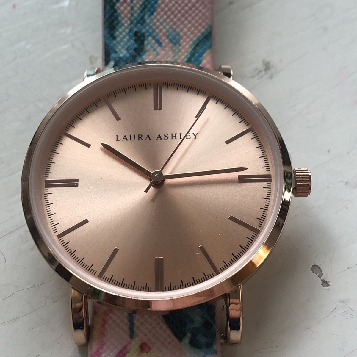 BNIB Laura Ashley Rose Gold Mirror Watch & Interchangeable Bands LAURA ASHLEY Silver Tone & Rose Gold Tone Analogue Watch  main image 4