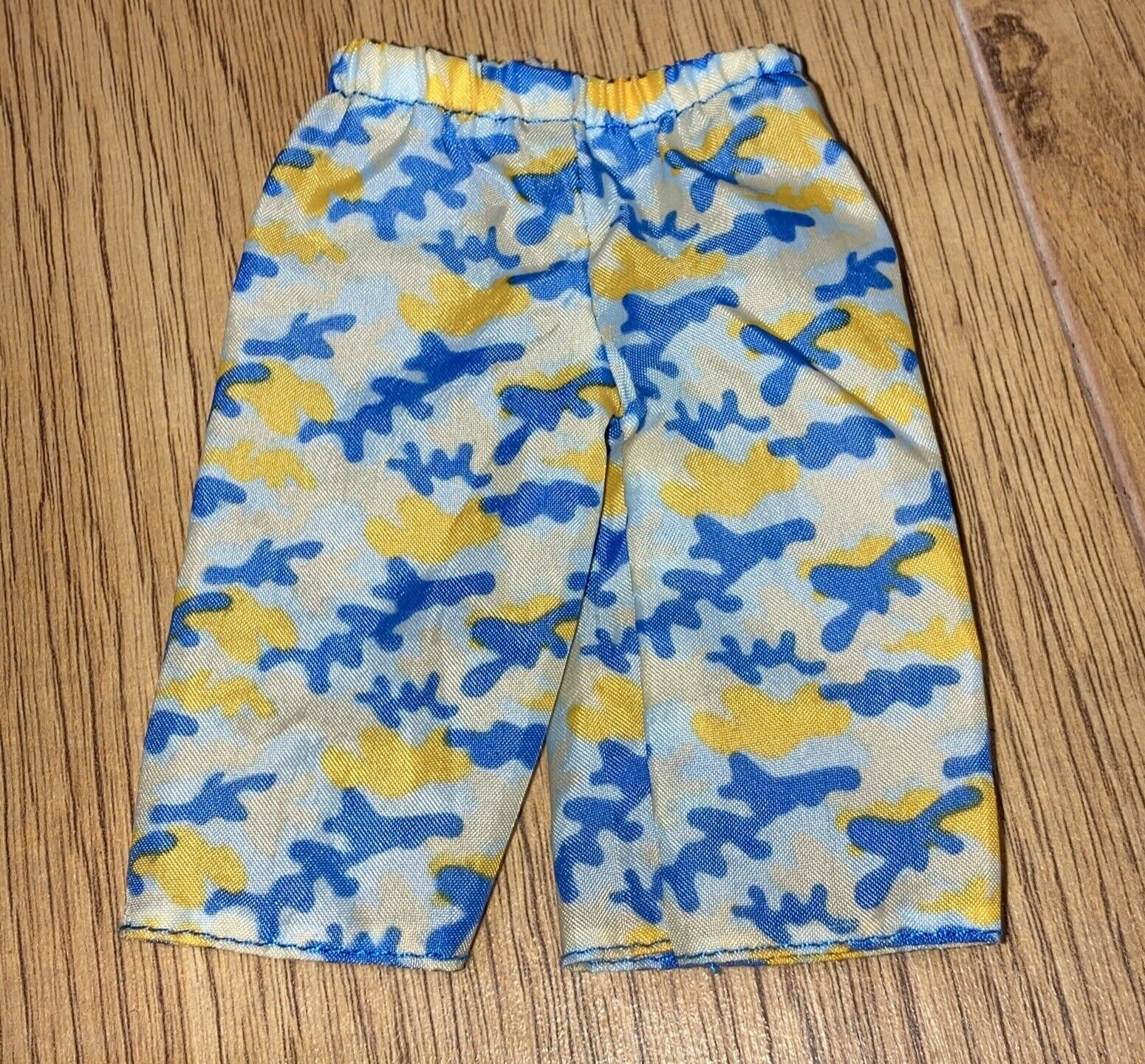 Vintage Mattel KEN Barbie Boyfriend Sports/Beachwear, Shorts & 2 X Tops 3