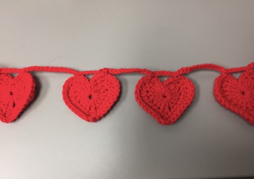 Garland Valentines 10 Red Hearts New Handmade Crochet - Picture 4 of 6