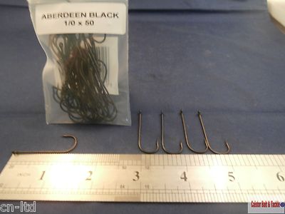 Schwarze Aberdeen Meeresangelhaken.  Wählen Sie Ihre Größe und Menge