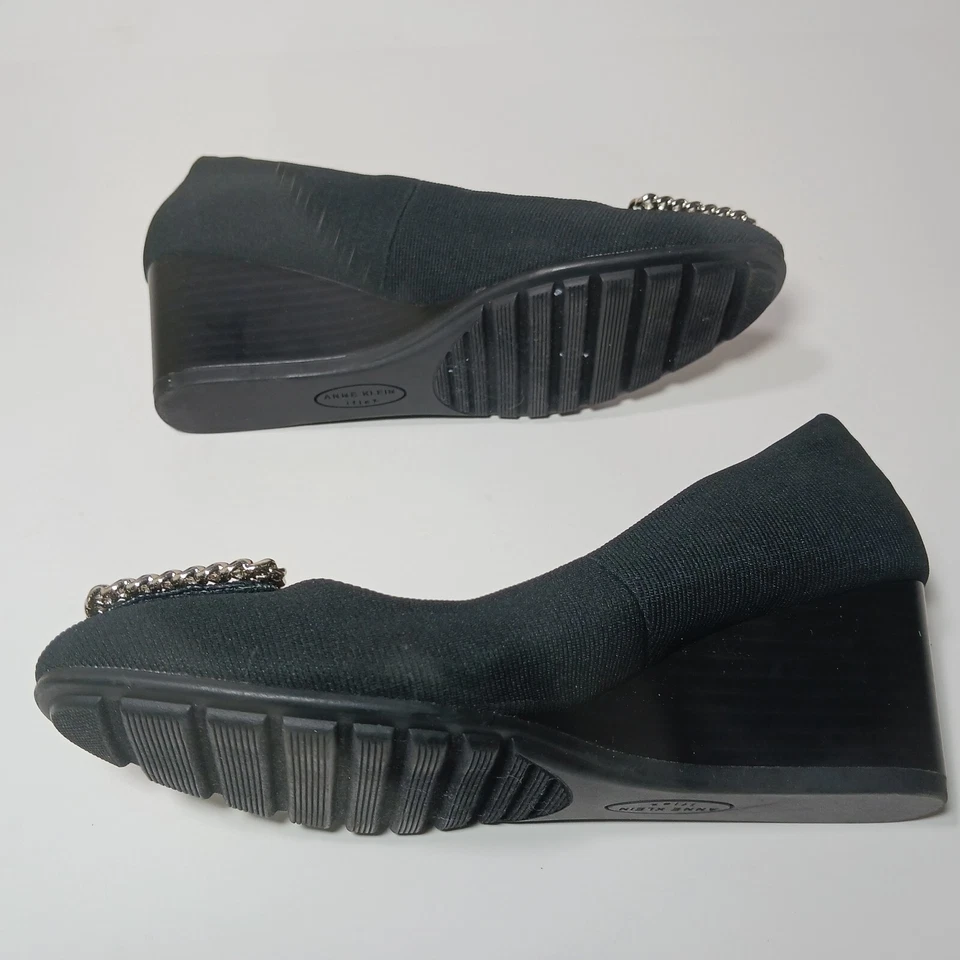 Sapatos femininos Anne Klein Sadie wedge bomba 6.5 preto denim corrente fivela biqueira redonda - Imagem 4 de 4