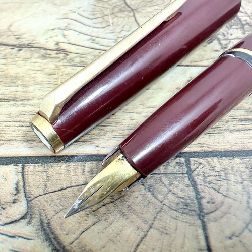 MONTBLANC FOUNTAIN PEN VINTAGE BURGUNDY GERMANY RED A430 - 第 4/11 張圖片