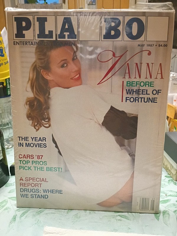 ENTERTAINMENT FOR MEN "WHEEL OF FORTUNE'S VANNA WHITE" MAY 1987 COLLECTIBLE 