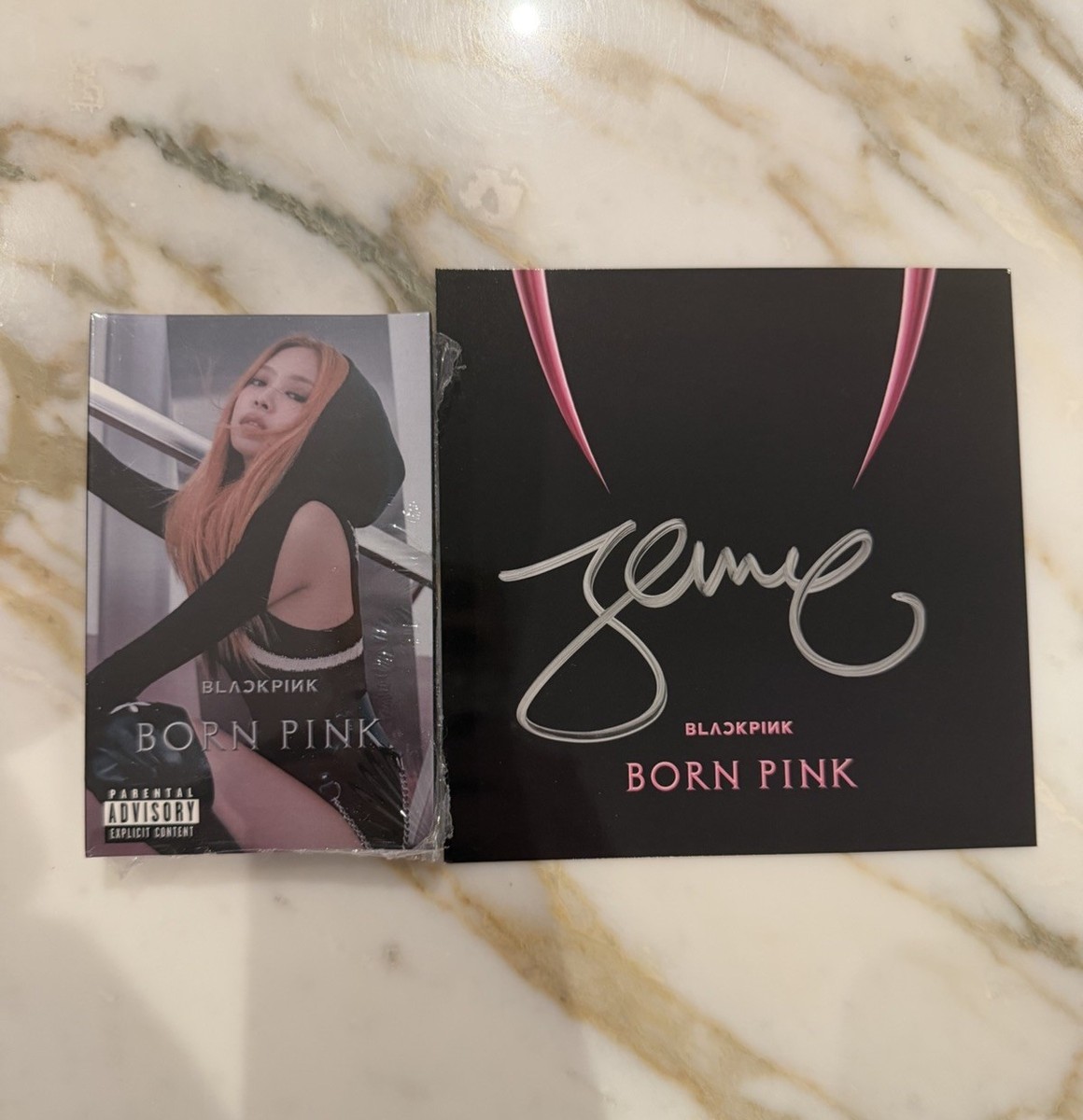 BLACKPINK - BORN PINK Jennie Cassette + Jennie SIGNED ART CARD | eBay
