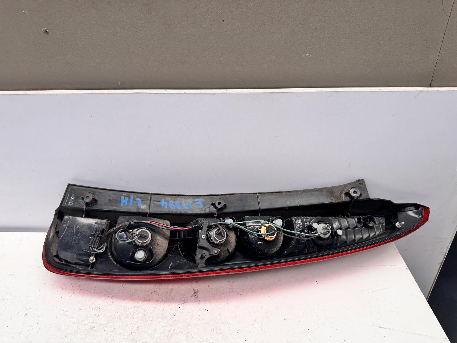 Mitsubishi Colt Left Tail Light RG 01/2004-11/2011 - thumbnail 4