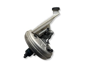 Mercedes-Benz CLA C117 X117 W117 2013 Bremskraftverstärker A2464300230 DRA87315