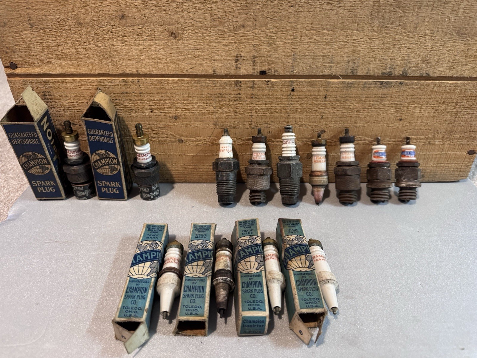 Vintage Spark Plug Champion Cross Country Wards Riverside Lot Of 13