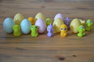 9 Vintage Kinder Surprise Egg Toys k93 Baby Hatchlings Crocodile Snake Eagle