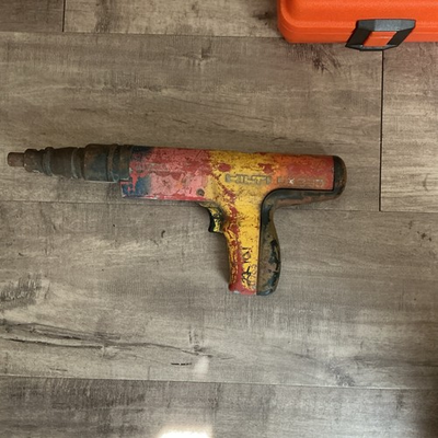 #ad Hilti DX350 Powder Actuated Fastening Tool – Used Working $40.00