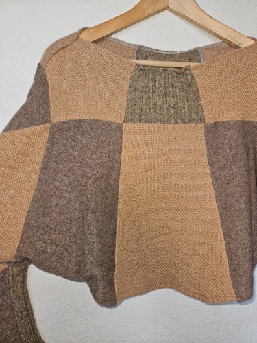 Ekologic Recycled Cashmere Patchwork Butterfly Sweater Size Medium Brown Combo - Bild 5 von 10