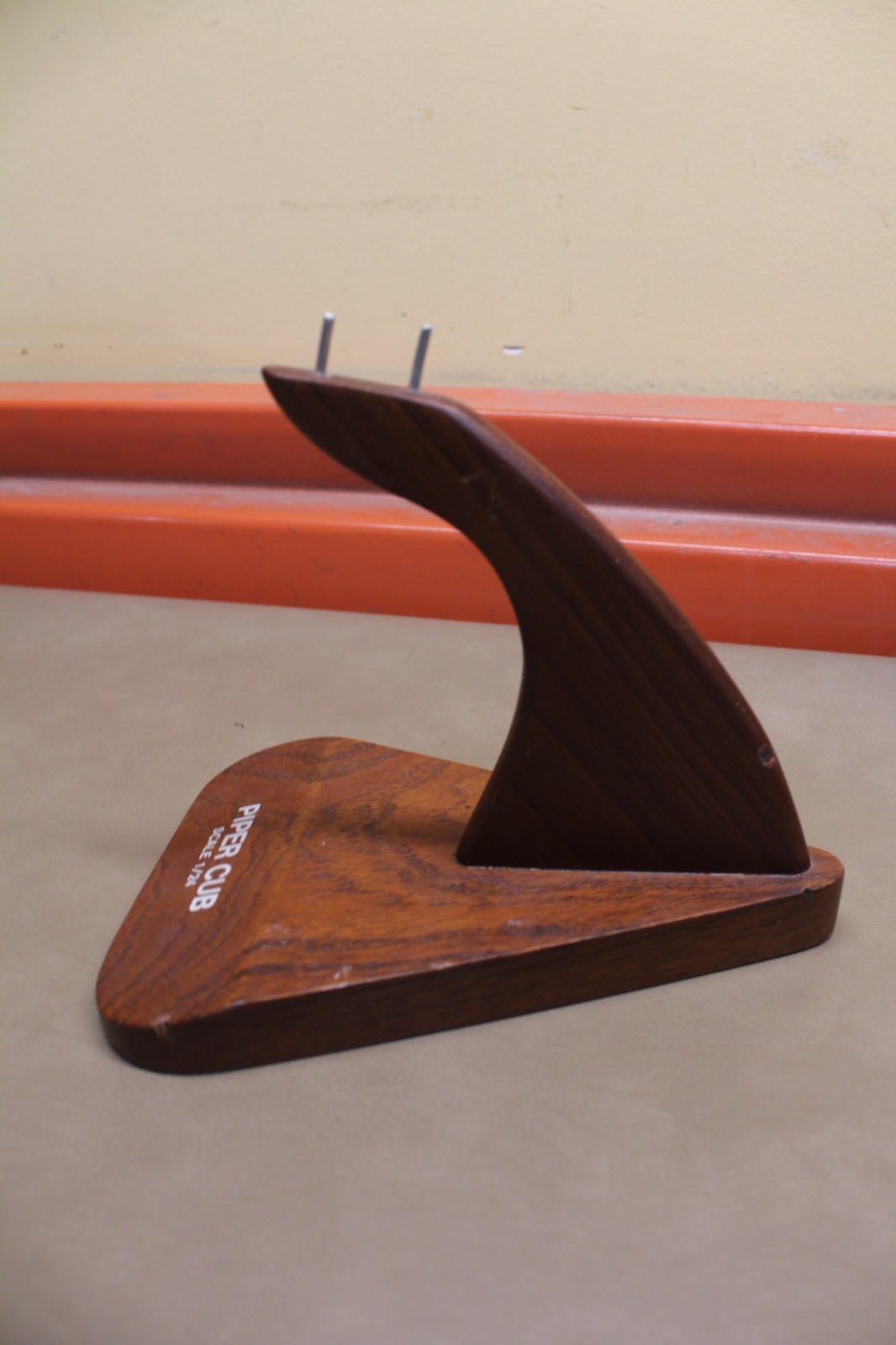 Piper Cub J3 Wood Desk Model (Toys and Models Corporation) 1/24 scale READ