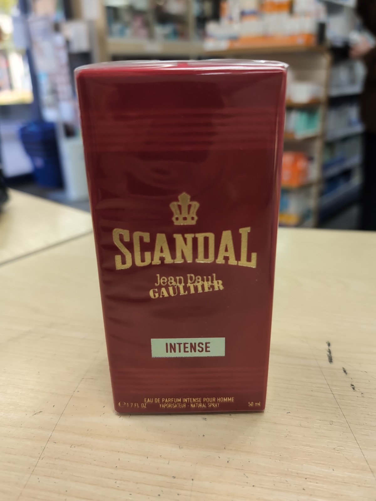 Jean Paul Gaultier Men's Scandal Pour Homme Eau De Parfum Intense 50Ml - Image 4