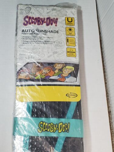 Warner Brothers Scooby Doo Auto Car Sunshade NEW - 58" x 27"