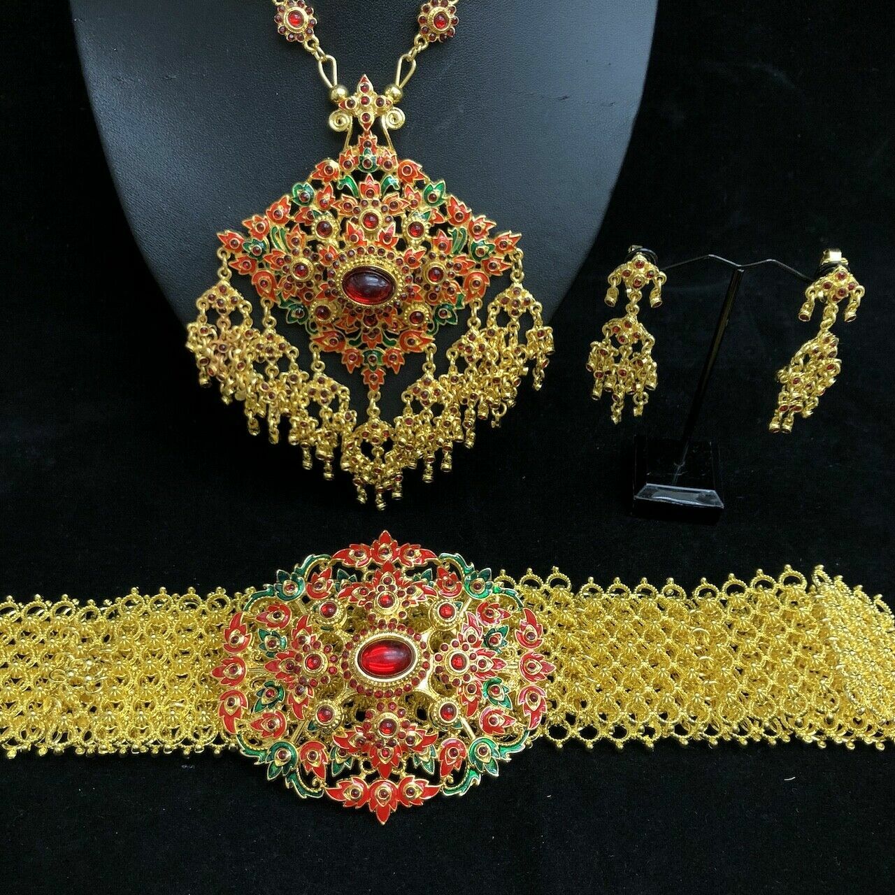 Picture 3 of 11