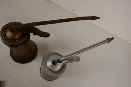 Vintage Pair of Eagle Brand Pump Oiler Oil Can Made In USA - Picture 6 of 7