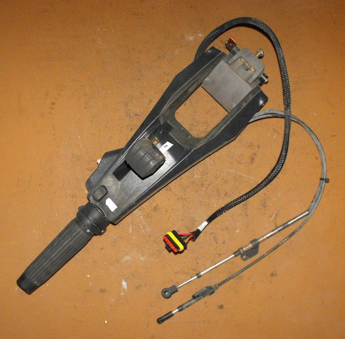 Evinrude 25 HP E Tec Tiller Arm Handle Assembly PN 5008470