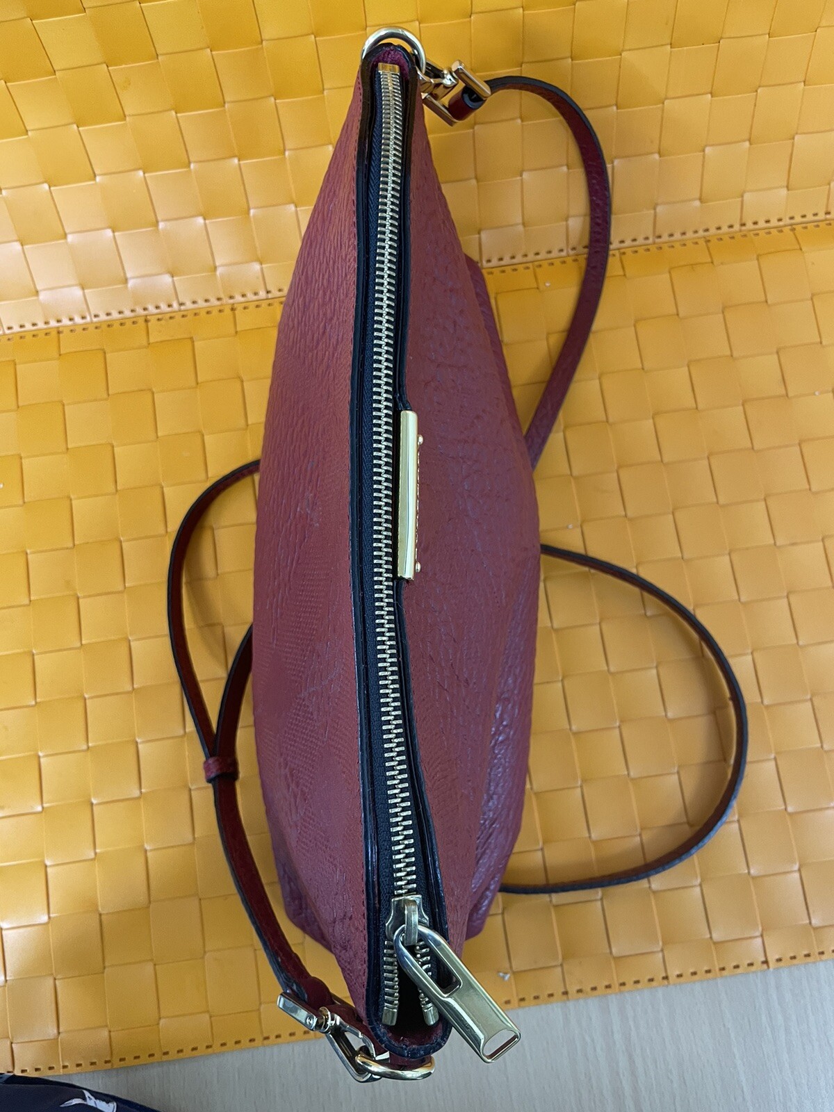 Authentic Rare Burberry Dewsbury Embossed Check Red Leather Zip  mint bag R15 image 9