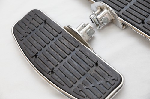 Hyosung GV125 GV250 AQUILA Mirage Footrest Kit Original OEM Part - Imagen 12 de 12