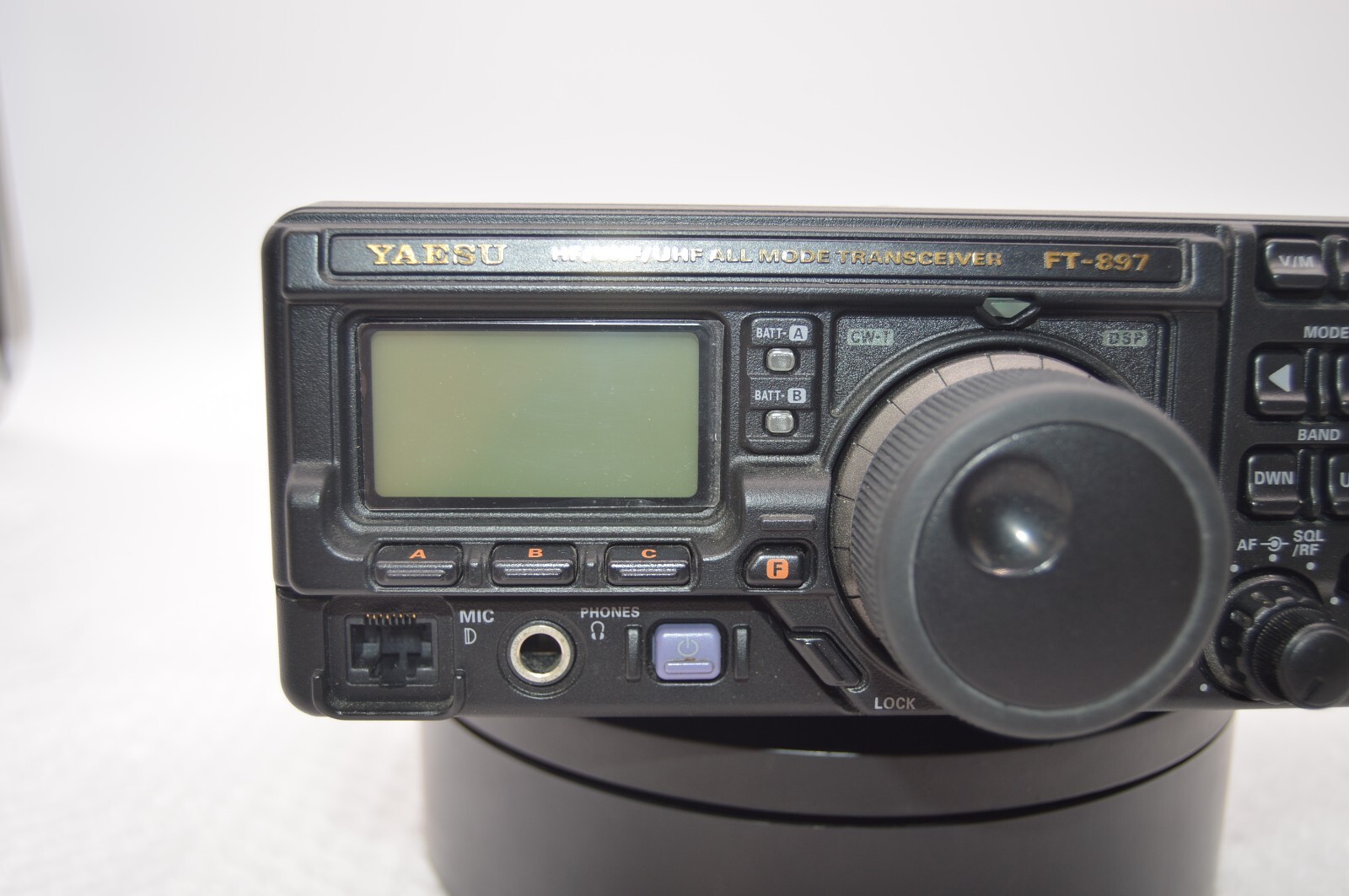 YAESU FT897D 50 144 430Mhz HF/VHF/UHF SSB FM AM CW 100W Transceiver W/Box eBay