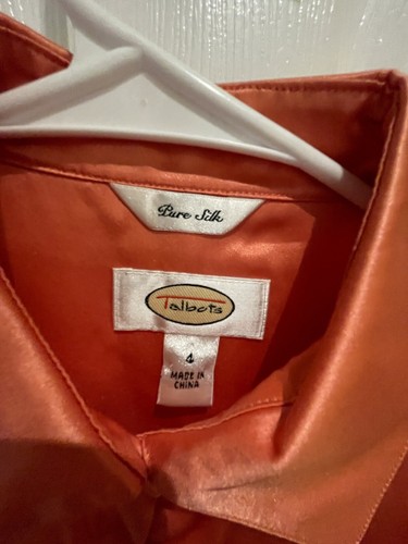NUEVA Camisa Top Talbots 100% Seda Manga Larga Talla 4 Coral Naranja Mediana Melocotón - Imagen 3 de 5