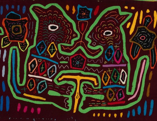 Maroon And Green Puppy Dog Patty Cake Mola - 第 1/10 張圖片