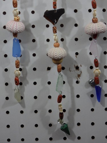 BoneHeadz w/Beach Glass, Abalone Shells, Glass Beads, Wood Beads and Real Bones - Picture 2 of 4