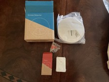SimpliSafe Smoke Detector SD3 PLUS Panic Butt...