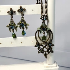 Sweet Romance Lattice Necklace Earrings Set Blue Green Antique Brass Tone 18"
