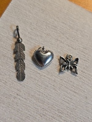 Sterling Silber kleines Charm Set Herz Schmetterling Feder Charm Lot