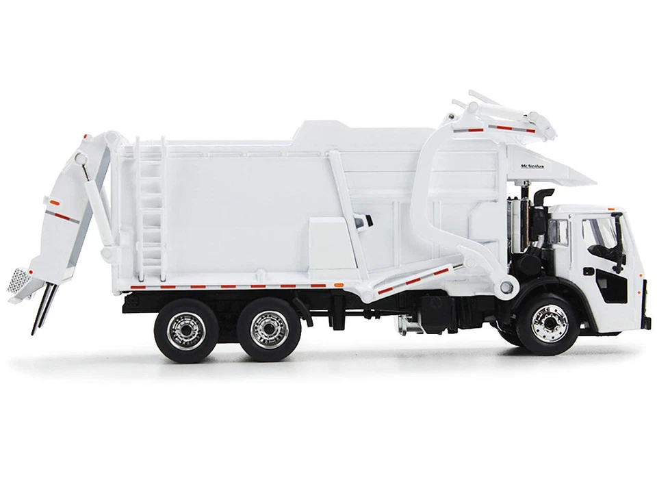 Mack LR Refuse Garbage Truck with McNeilus Meridian Front Loader White with Tras - Image 3 of 4