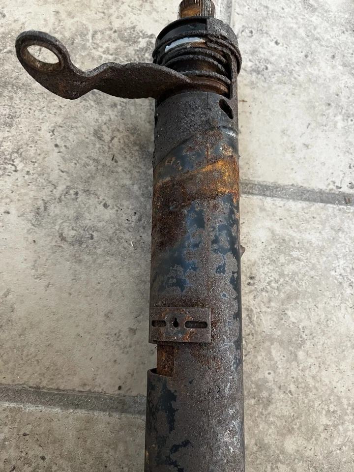 GM A 1968-1972 carrocería Oldsmobile columna de dirección de cambio de piso con eje inferior Foto 4 de 4