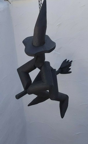 pendle witch/wooden/ flying black witch - Picture 2 of 7