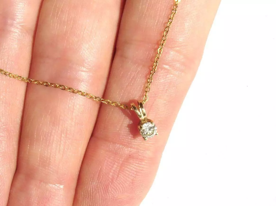 4mm Diamond Carat 2024 | www.connectedthebook.com