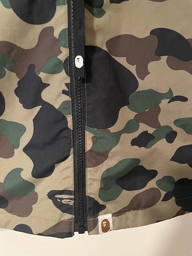 Bathing Ape hooded windbreaker BAPE camo; men's size Small - Picture 4 of 6
