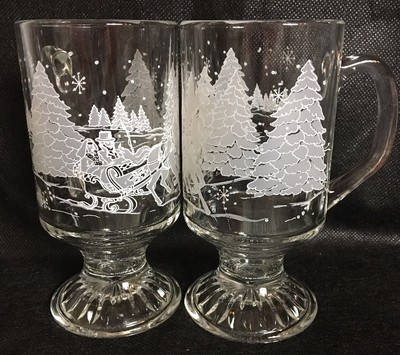 Avon Pedestal Coffee Mug Horse Drawn Carriage Vintage Holiday Glassware Set Of 2