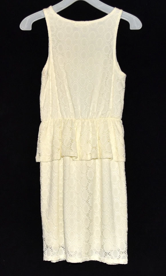 Everly White with Cutwork Elastic Ruffled Waist Womens Stretch Dress Size S - Image 4 of 4