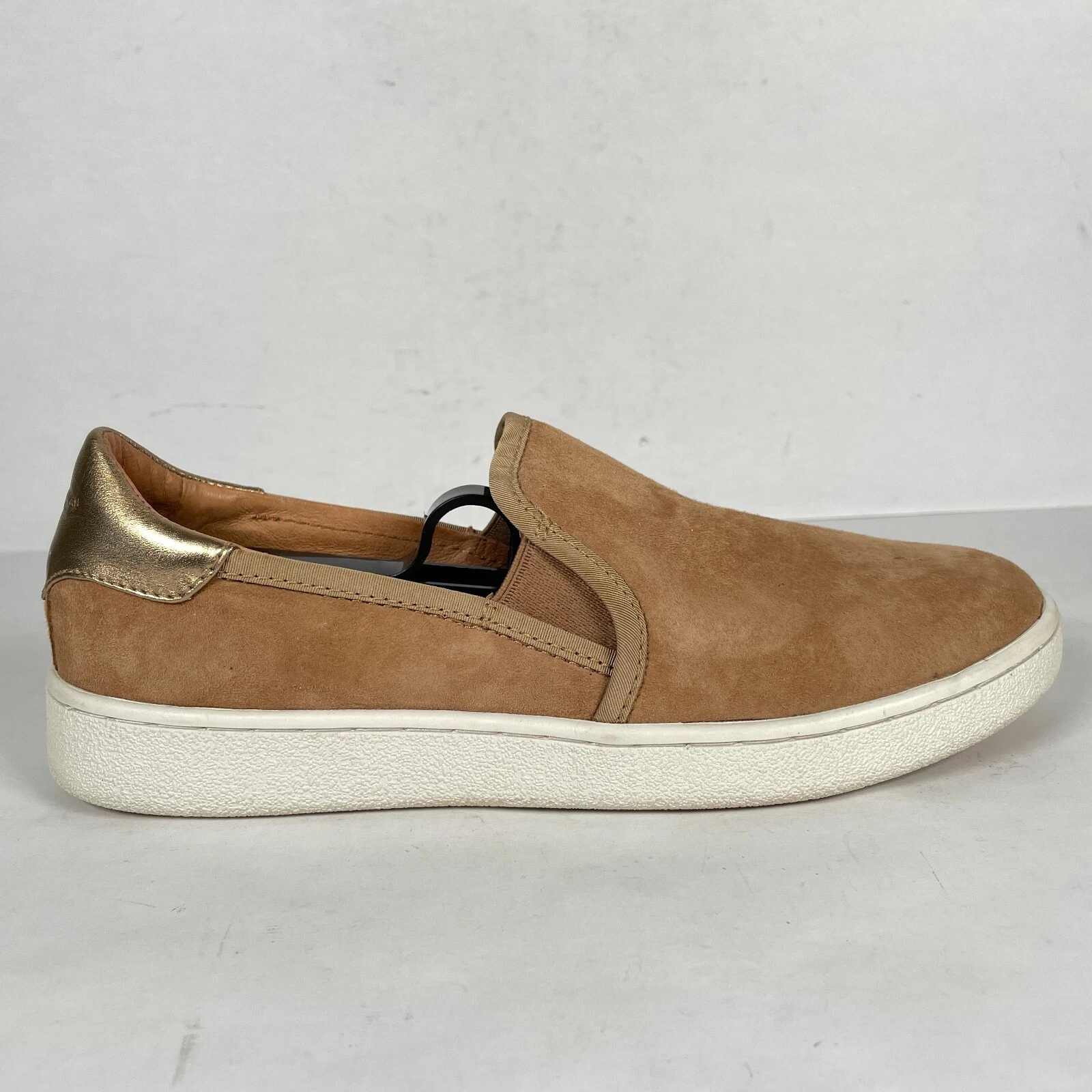 Mocassini UGG Cas da donna taglia 7 5 in castagno scamosciato scarpe casual slip on