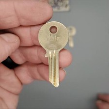 5x Yale RN10 1/2 JB Keyway Key Blanks Nickel Silver 4 Pin NOS