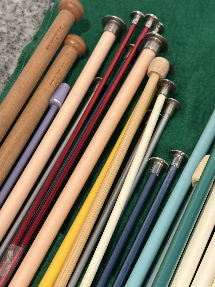 Gran Lote de Agujas de Tejer Tamaños Variantes Bates & Boye Madera Aluminio Plástico Foto 4 de 4