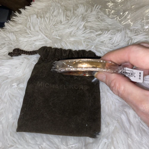 Nuovo con etichette Bracciale con cerniera MICHAEL Michael Kors tono oro rosa accenti cristallo