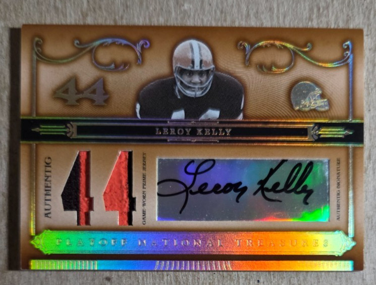 2006 National Treasures Leroy Kelly Game Used Patch Auto /44 Cleveland Browns