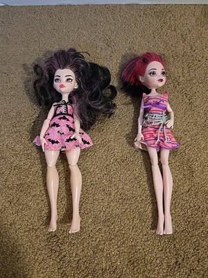 Monster High Draculara Dolls. Set Of 2.  2015 And 2021