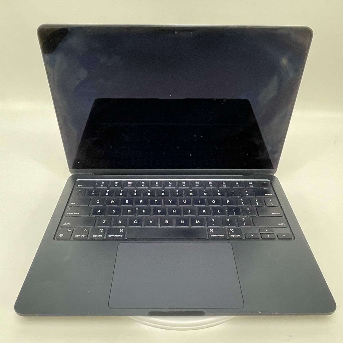 2022 Apple MacBook Air 13.6