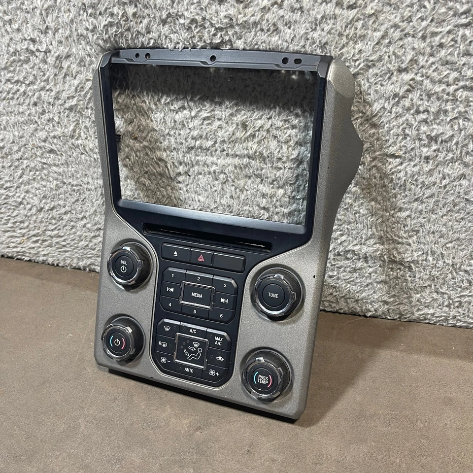 2013-2016 Ford F250 Ac Heater Temperature Radio Control Panel DC3T-18A802-FD6AC - Image 4 of 4