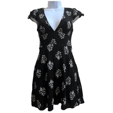 Sunday Best Rand Floral Print Deep V Neck Lined Cut Out Mini Dress Size 0