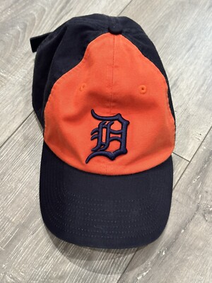 Vintage NIKE Team Detroit Tigers One Size Strapback Cap Hat
