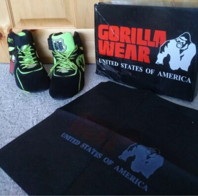 Gorilla Wear Gym Shoes Chicago High-Tops Unisex (size Men's - 5; Women's -6)