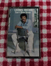 LIONEL RICHIE - Can't Slow Down - Cassette Tape Album AUCT#11909