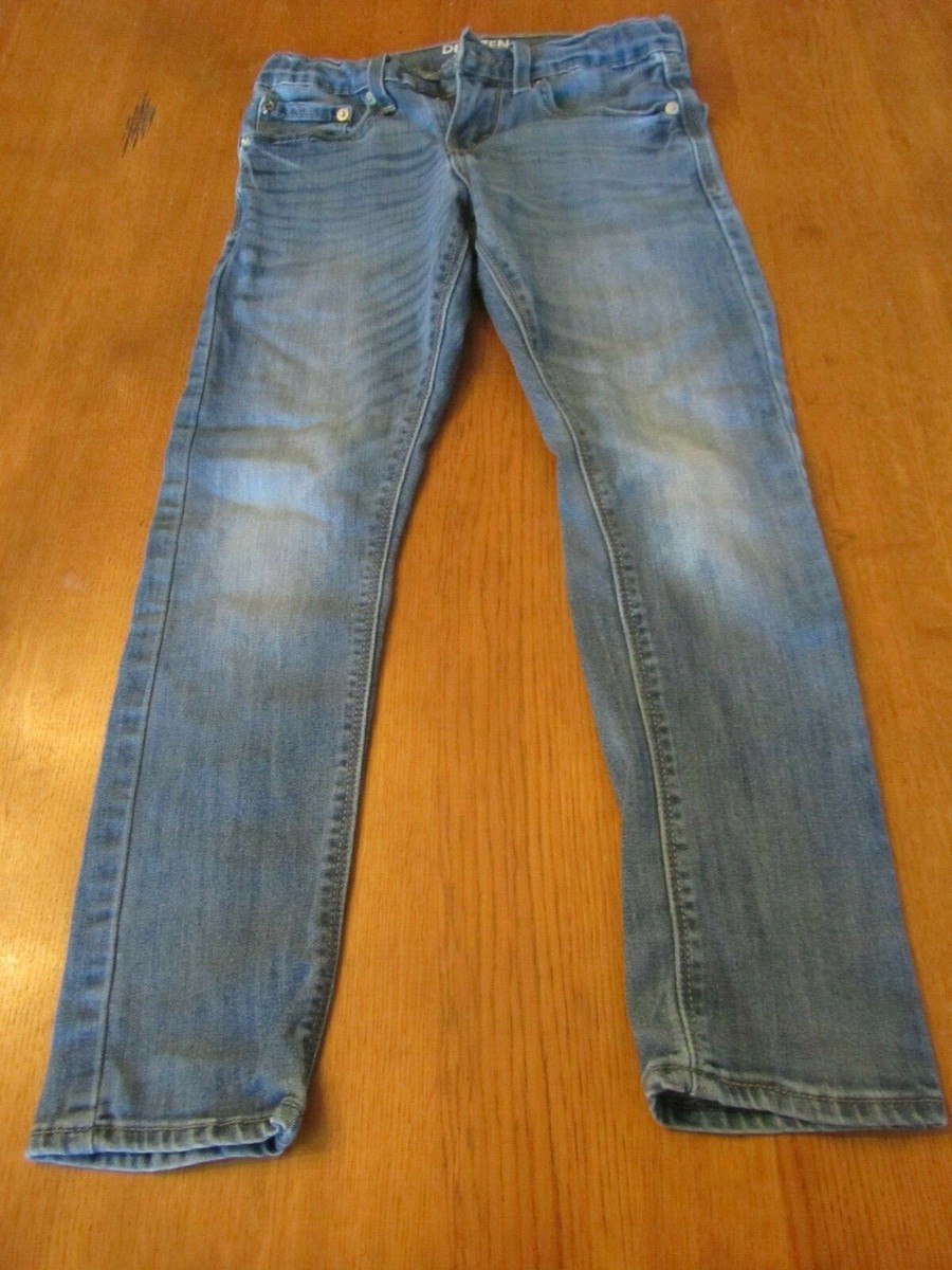 Boys Levi Denizen 208 Taper Fit Jean,